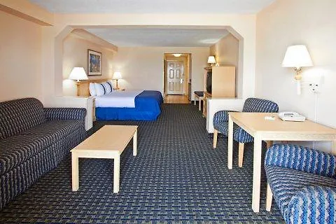 Holiday Inn Hotel & Suites Daytona Beach On The Ocean By Ihg Resort