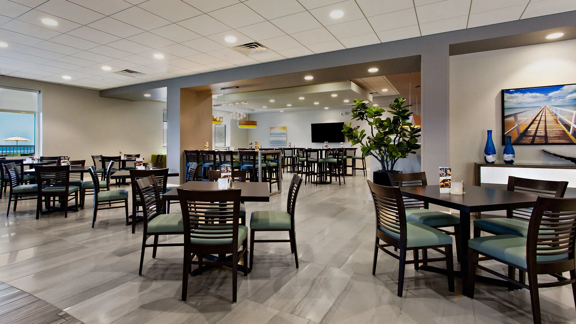 Holiday Inn Hotel & Suites Daytona Beach On The Ocean By Ihg Resort