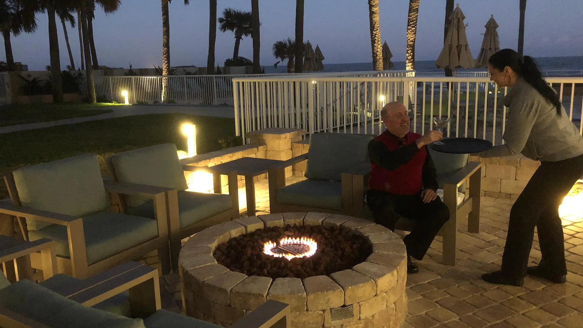 Holiday Inn Hotel & Suites Daytona Beach On The Ocean By Ihg 3*,