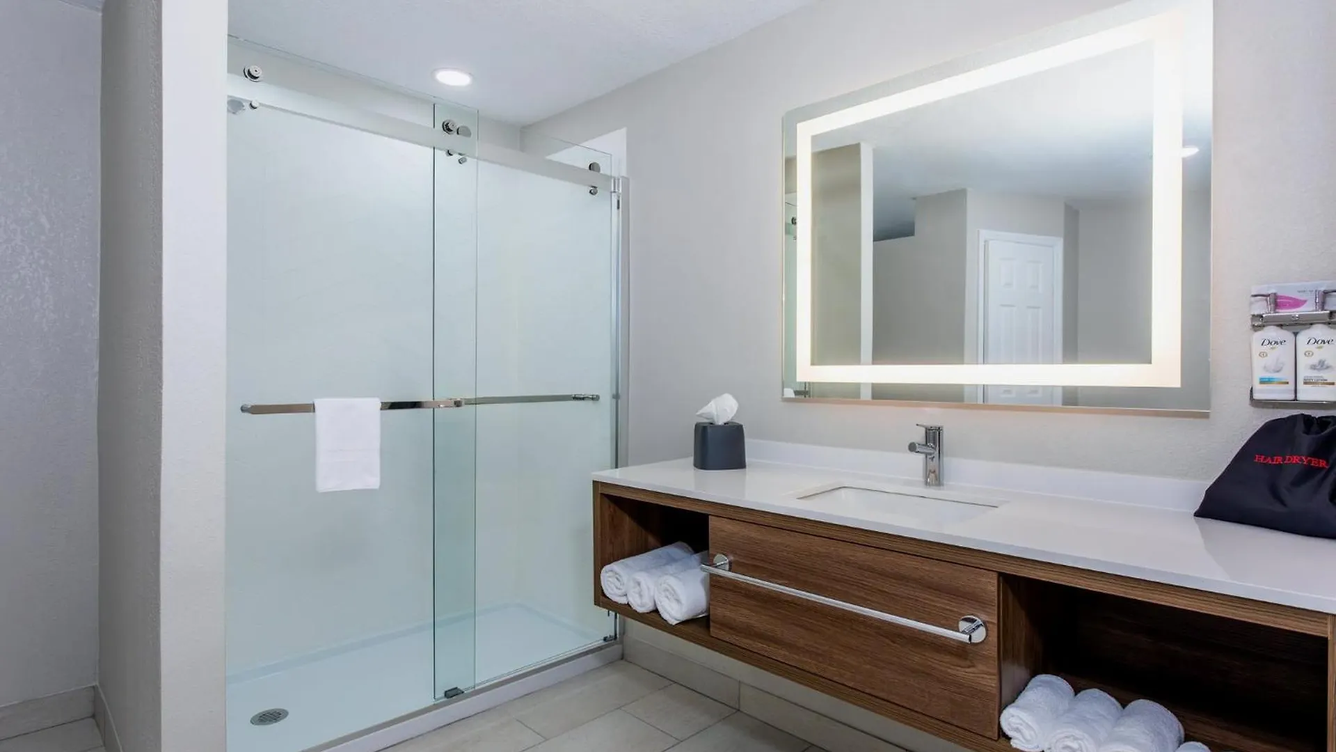 Holiday Inn Hotel & Suites Daytona Beach On The Ocean By Ihg